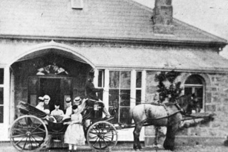 Historic image horse and cart
